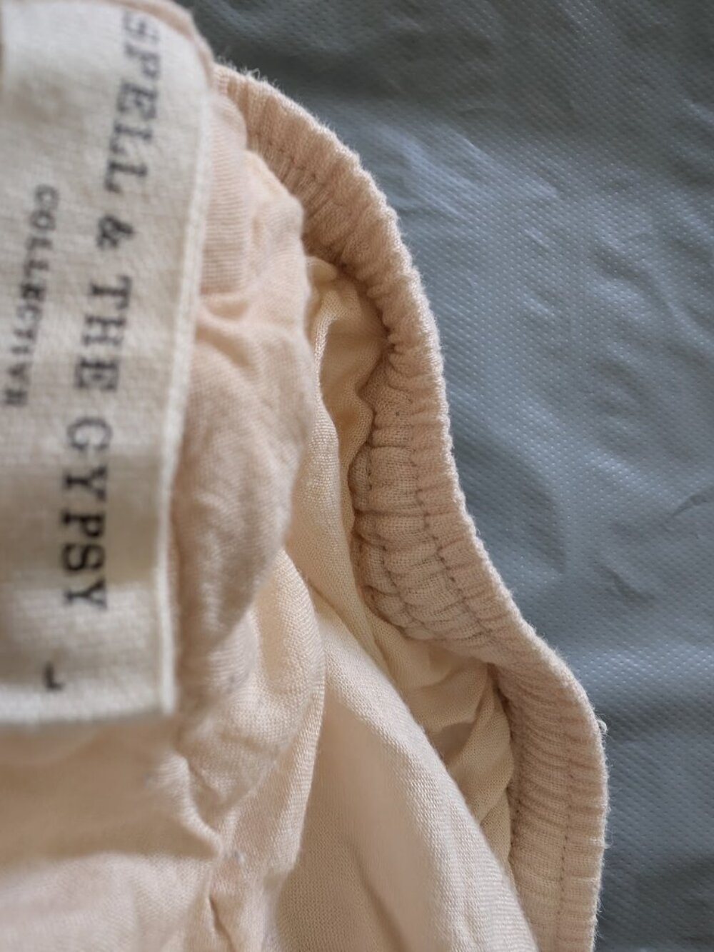 Spell Sunday Linen Shorts L - Picture 4 of 4